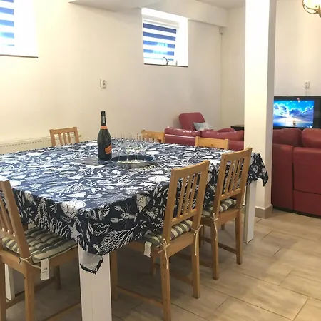 W Stegnie Nad Morzem Na 10 Osob. Sauna. Duzy Salon. Kominek. Lägenhet Stegna (Pomerania)