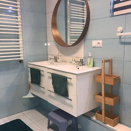 Lägenhet W Stegnie Nad Morzem Na 10 Osob. Sauna. Duzy Salon. Kominek. Stegna (Pomerania)